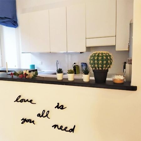 Casaviva - Beautiful Bilo With Shared Pool In Genova Nervi Apartment ภายนอก รูปภาพ